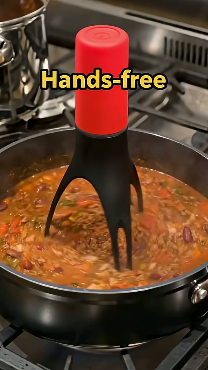 Keeps sauce, risotto or gravy moving completely hands-free